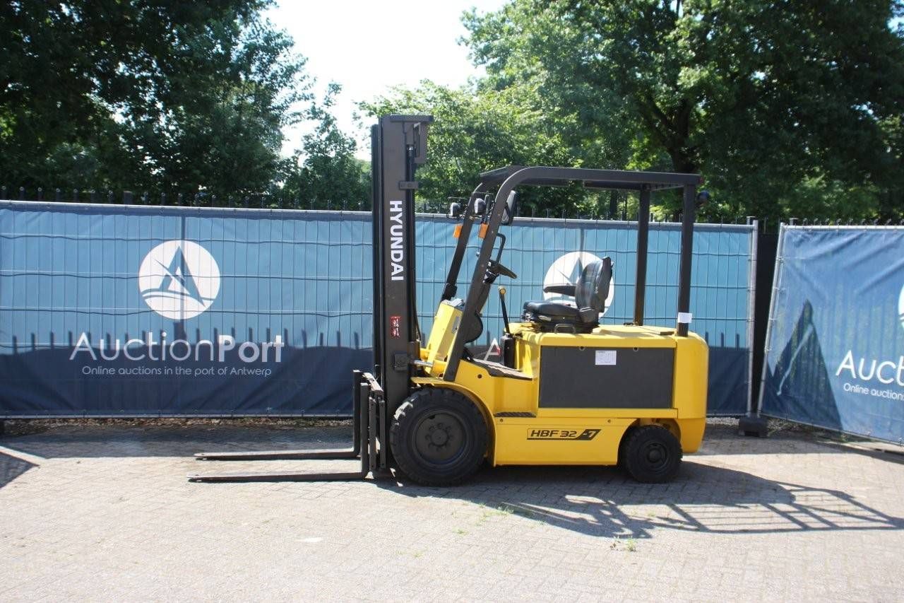 Forklift Hyundai HBF 32-7 Electric 4500kg 2006