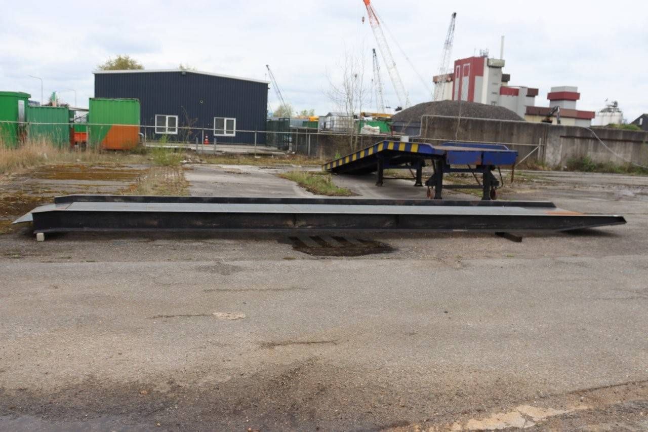 Driveway ramp 
