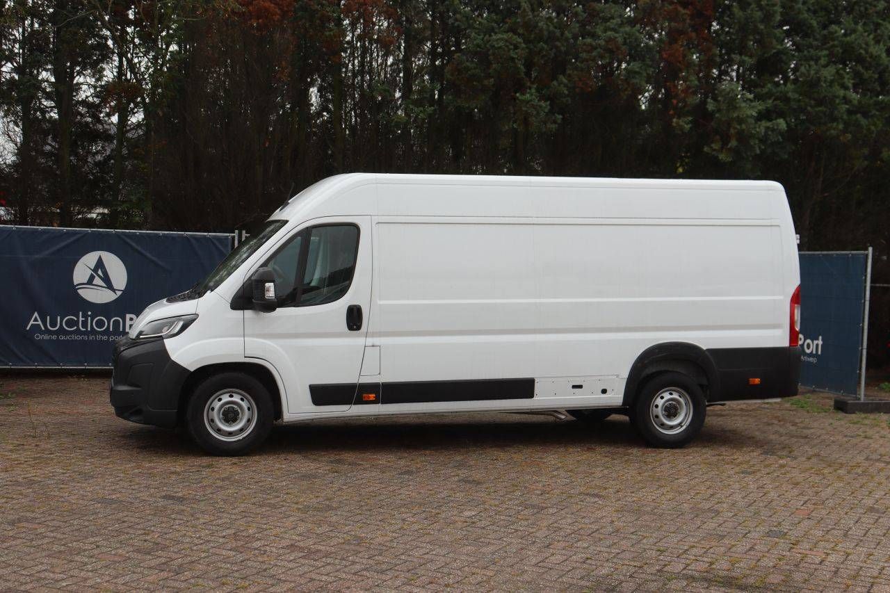 Peugeot Boxer Diesel 180hp Van 2024