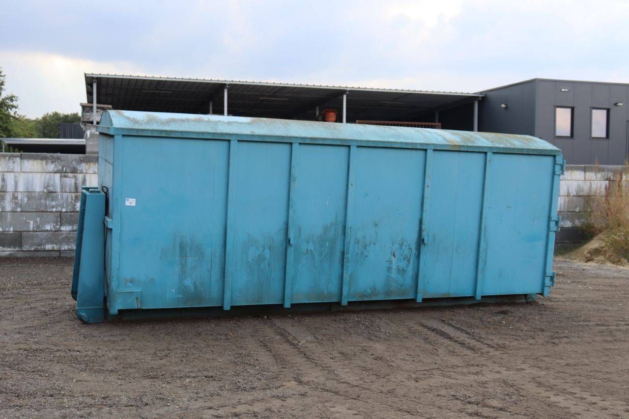 Container