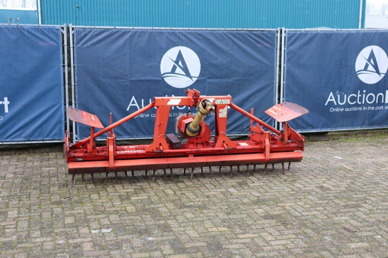 Power harrow Lely 300-22