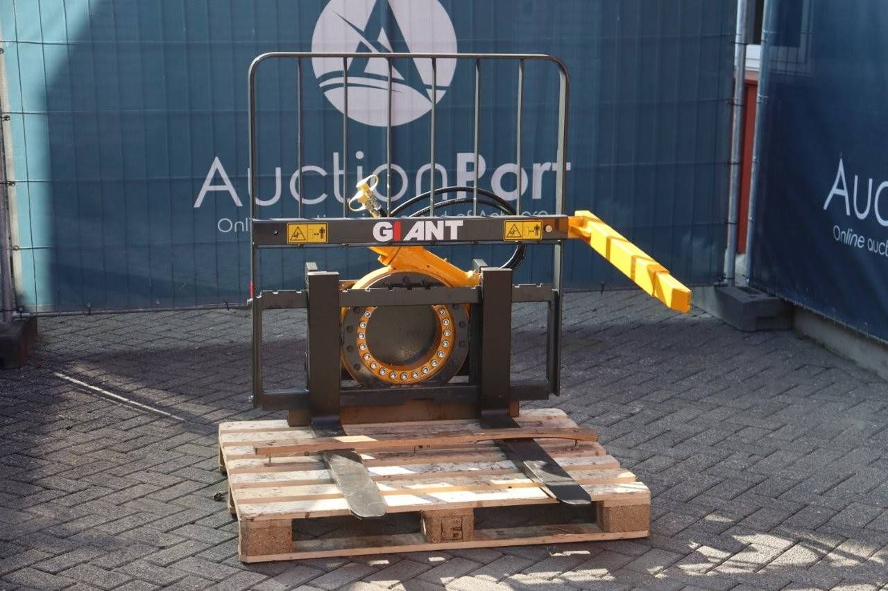Crate tipper Giant New