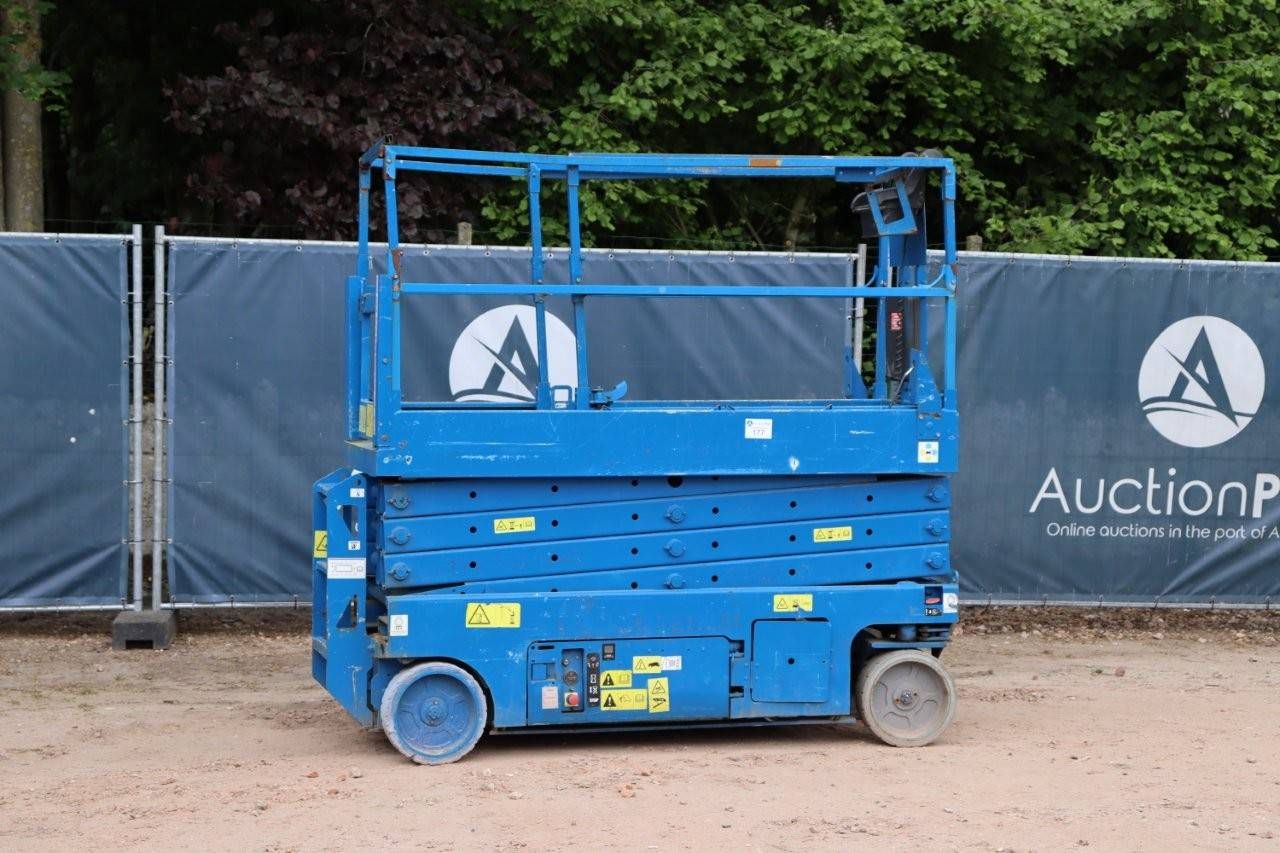 Scissor Lift Genie GS-2632 Electric 9.96m 2007