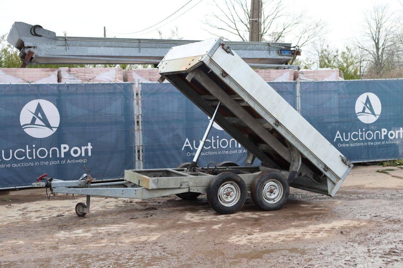 Saris P3020K Tipper Trailer