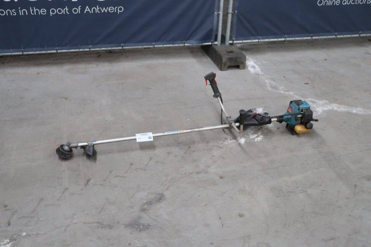 Brushcutter Makita RBC260 Petrol