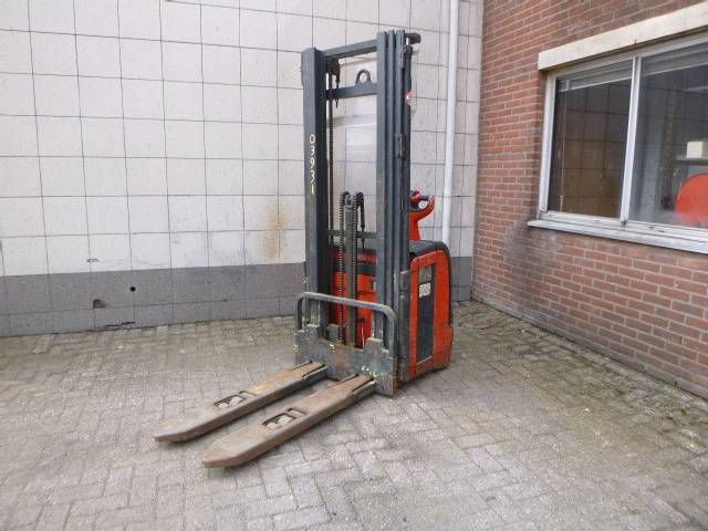 Stapler Linde L14 Elektro 1400kg