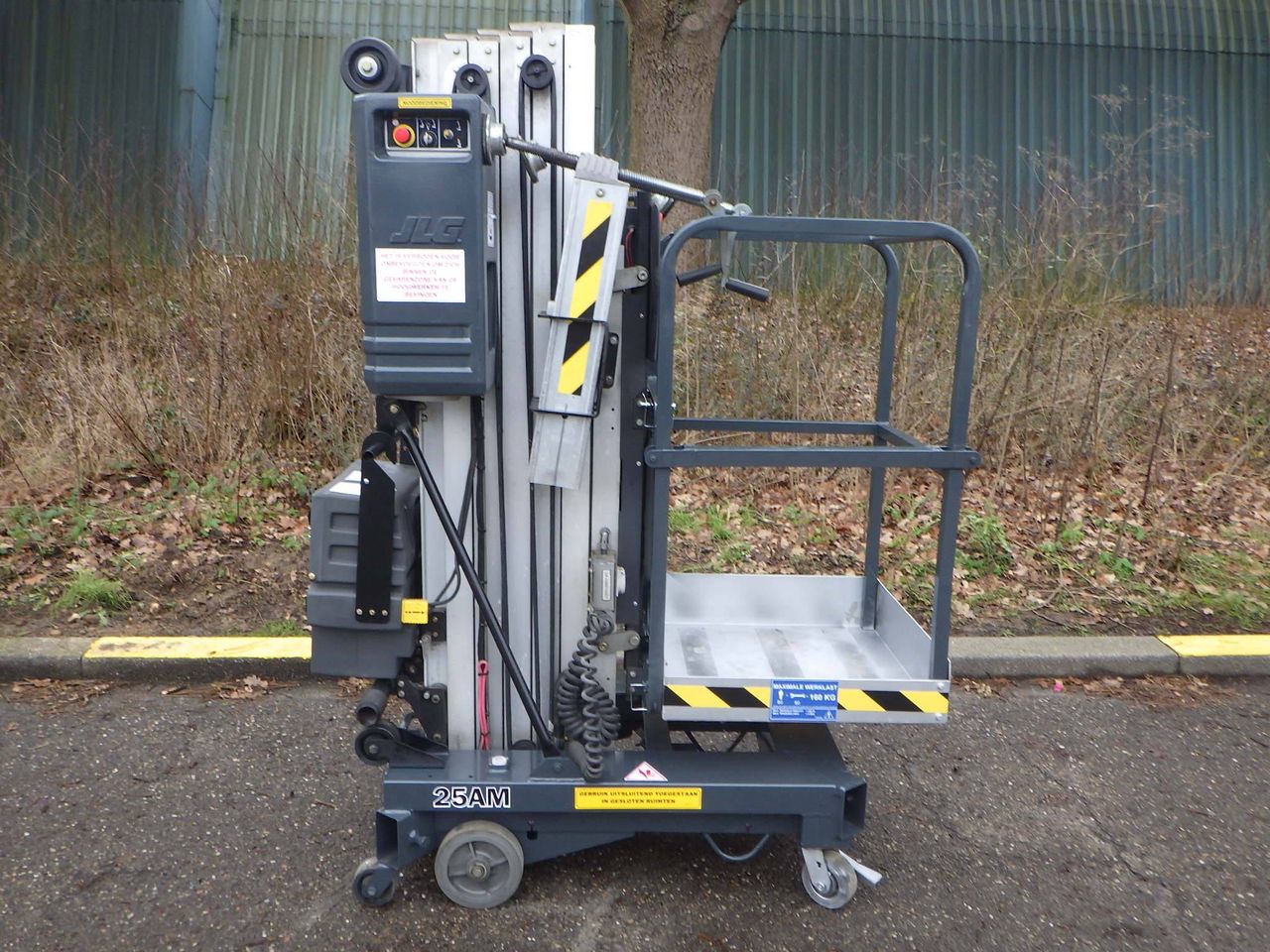 Mast lift JLG 25AM Electric 9.67m 2020