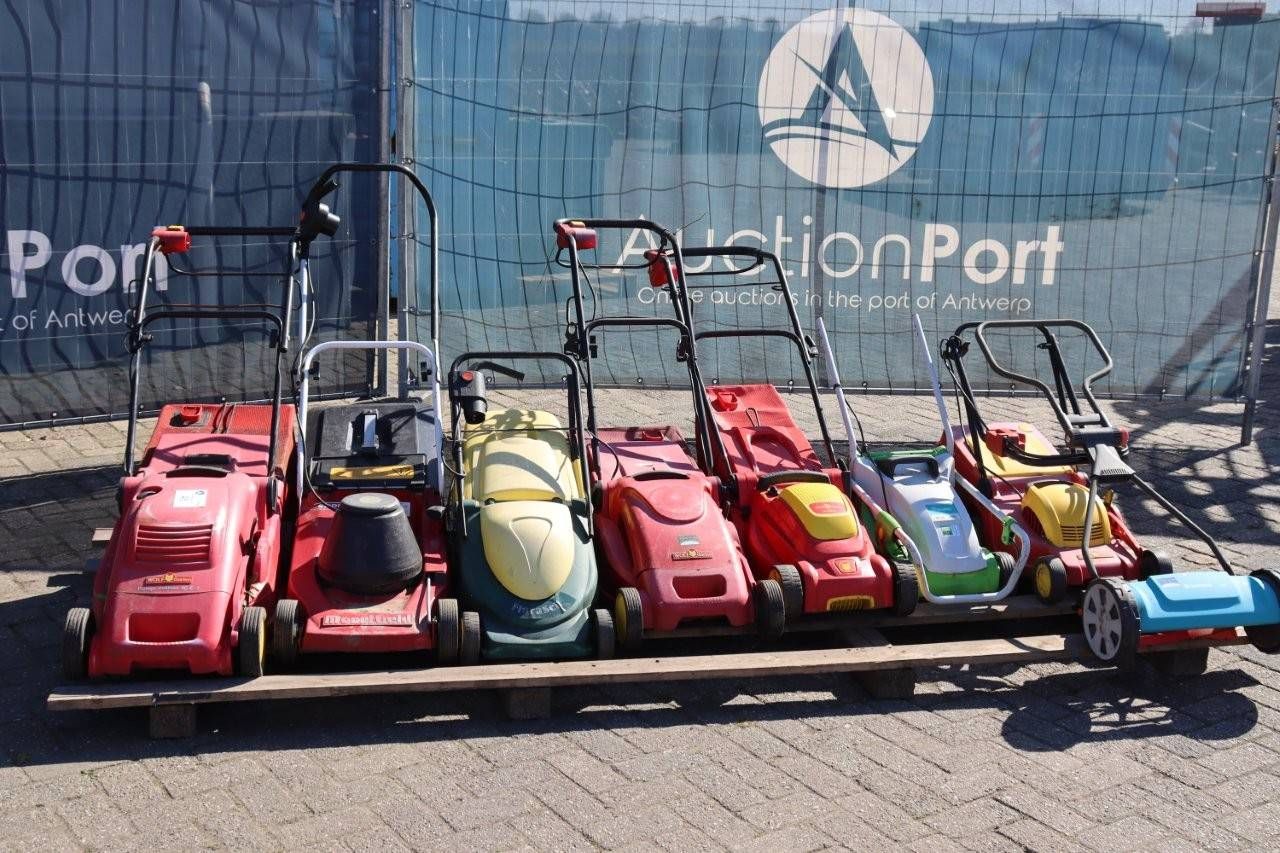 Lot of Lawn Mowers 230V Electric