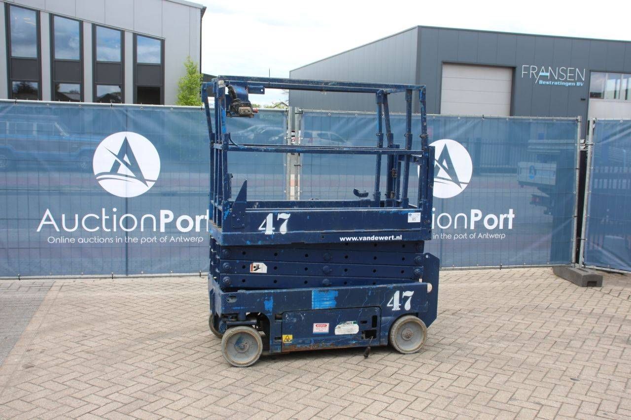 Scissor Lift Genie GS-1932 Electric 7.8m 2007