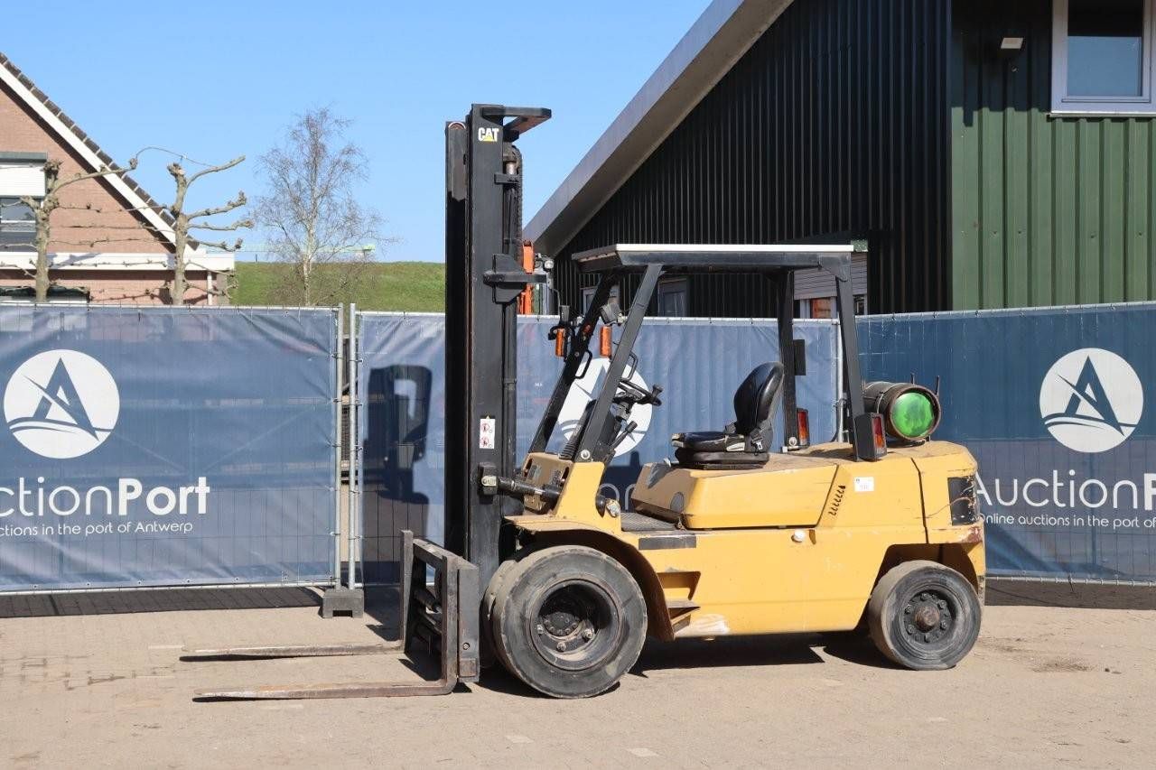 Forklift Caterpillar GP40K LPG 4000kg 3.3m 2000