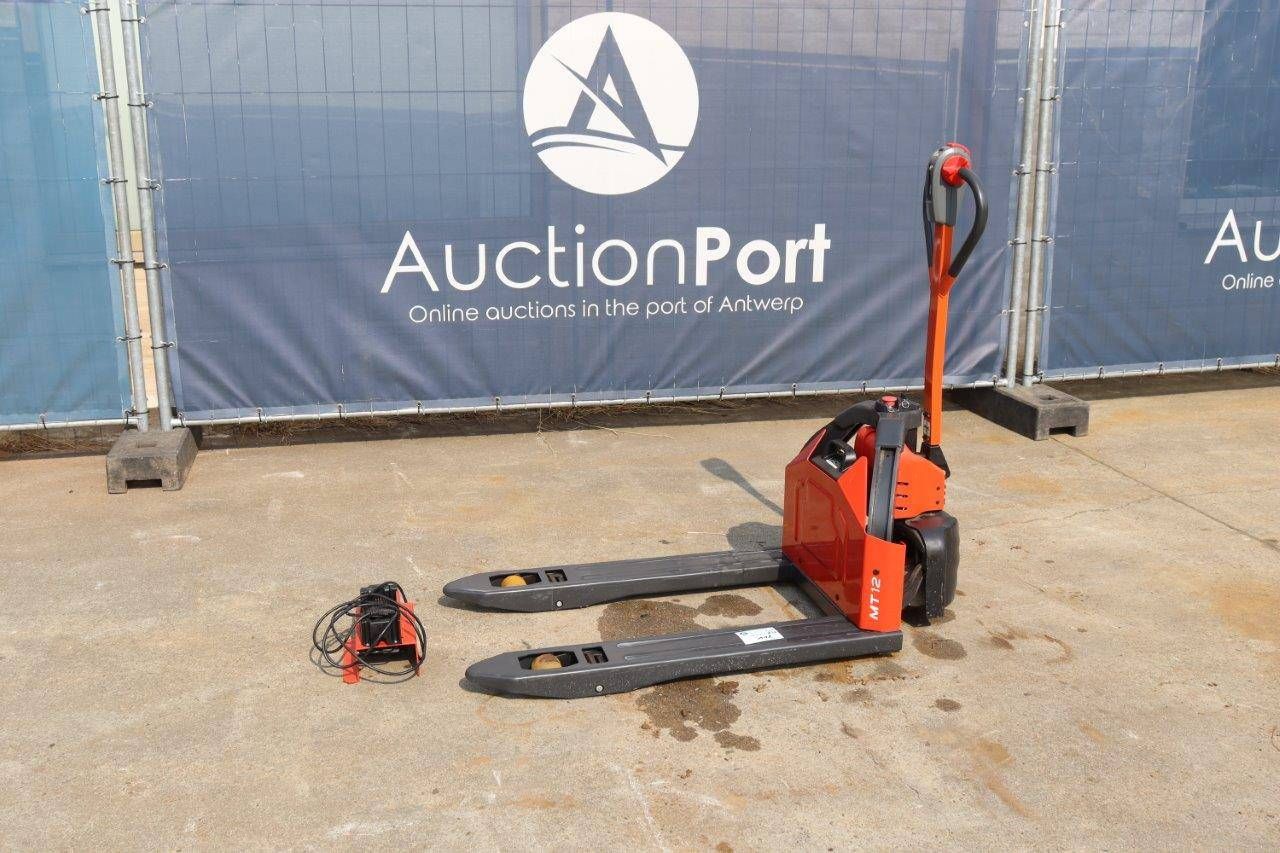 Pallet truck Linde MT12 Electric 1200kg New