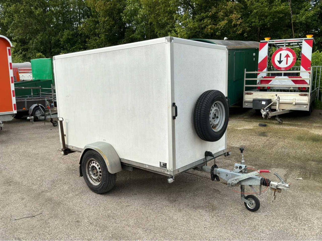 Enclosed trailer Saris HK 2003 (Margin)