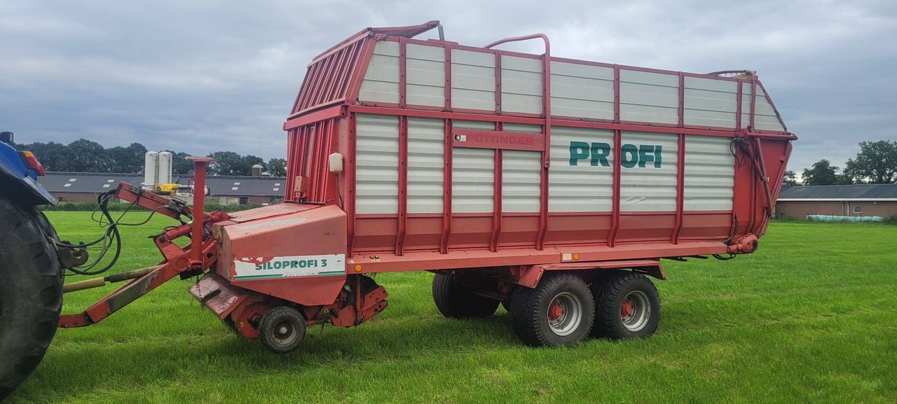 Pottinger 547 MHT forage wagon