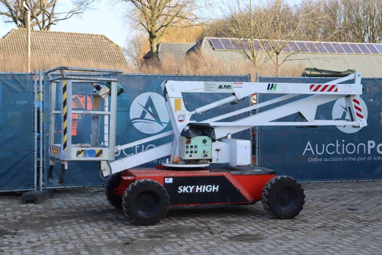 SkyHigh ST 1000 Electric Articulated Boom Lift 10m 1992