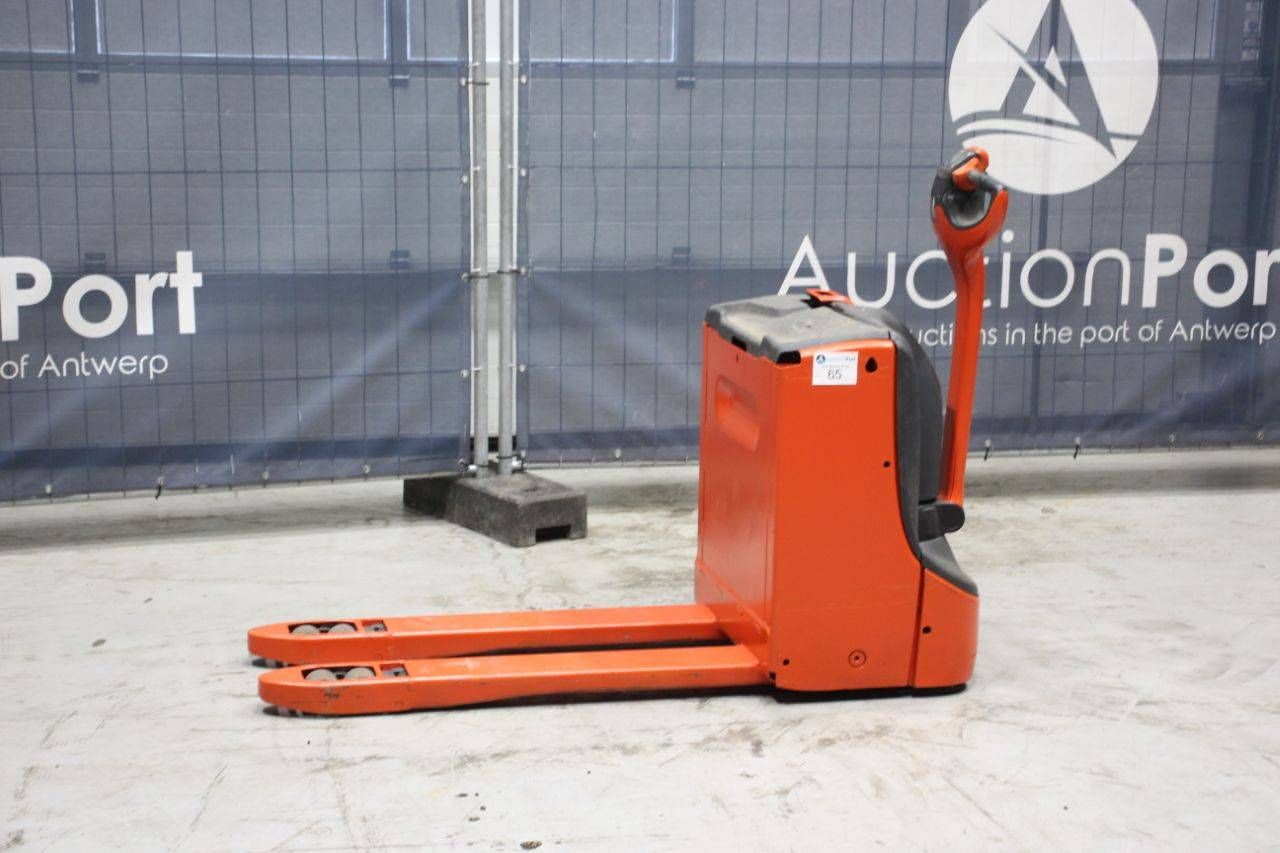 Pallet truck Linde T16 Electric 1600kg 2015