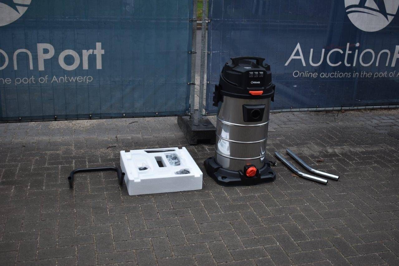 Vacuum cleaner Kremer KR100LS with knocking function
