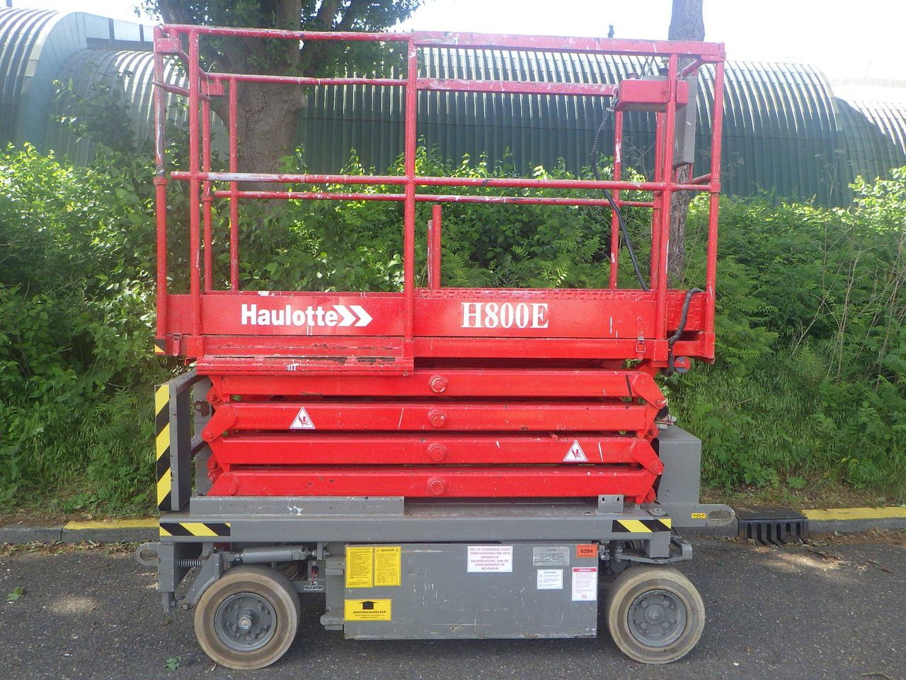 Scissor lift Haulotte H800E Electric 8m 1999