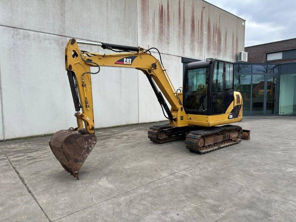 Crawler excavator Caterpillar 306 Diesel 2011