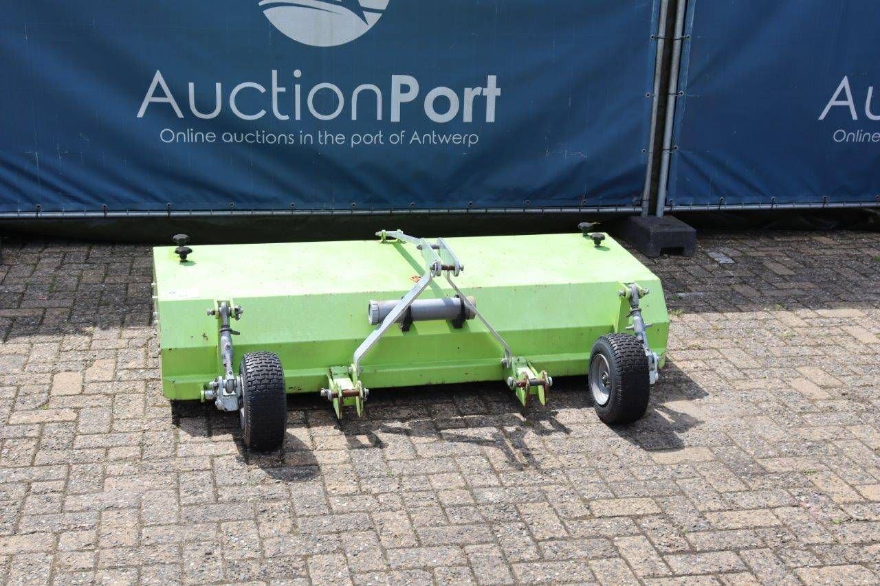 Artificial grass cleaner AT Machines Rake 160