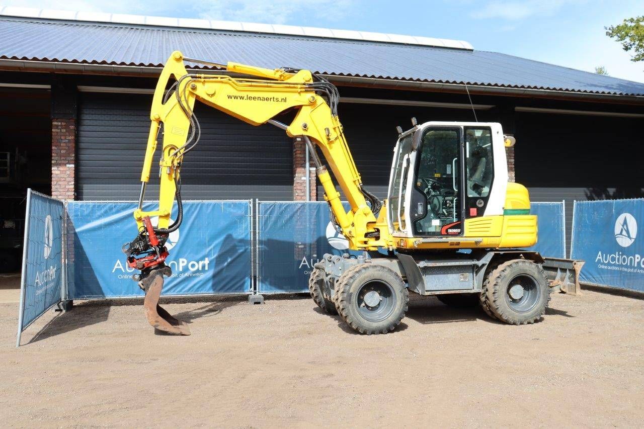 Excavator Takeuchi TB295W Diesel 105hp 2016