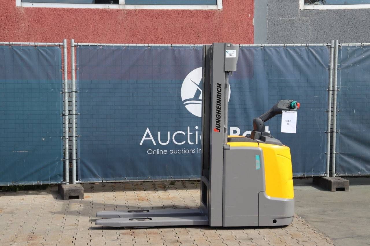 Stacker Jungheinrich ERC 216 Electric 1600kg 2.5m 2018