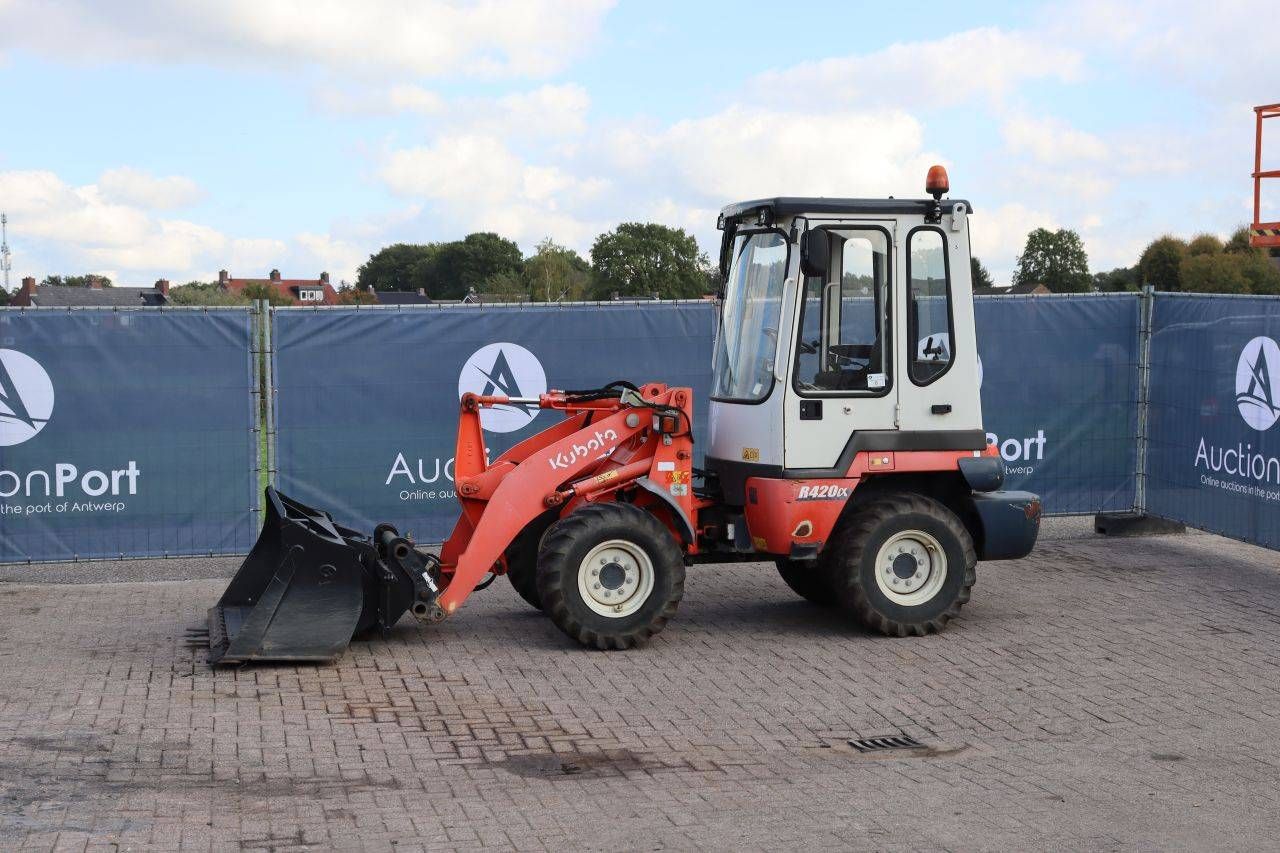 Pala gommata diesel Kubota R420N del 2013