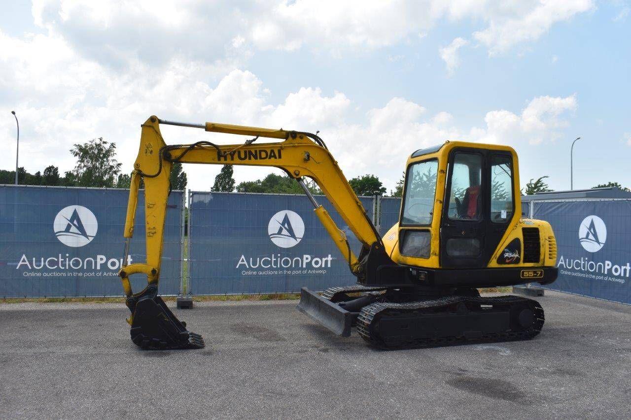 Hyundai R55-7 Diesel Crawler Excavator