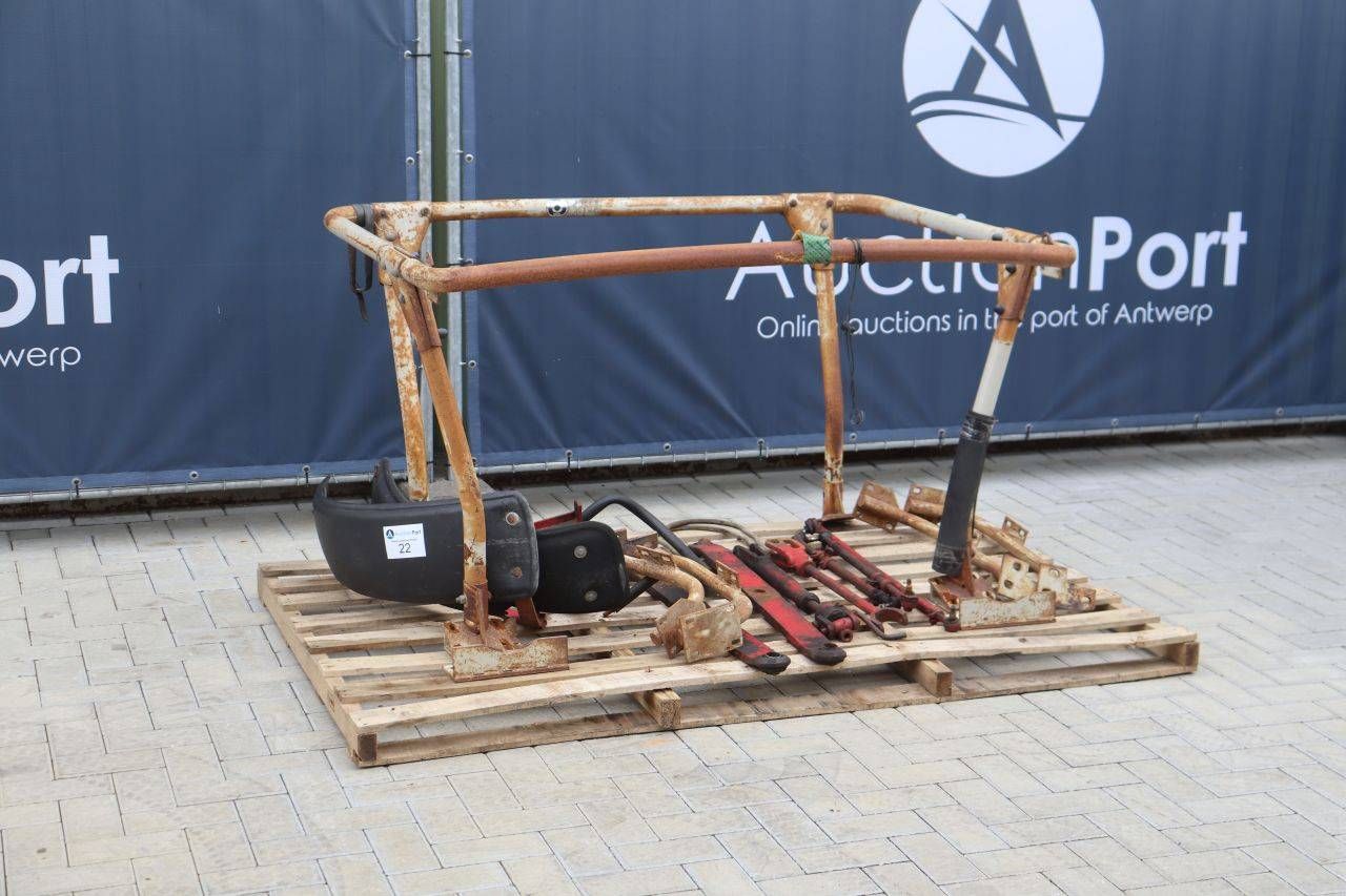Lot de pièces de tracteur