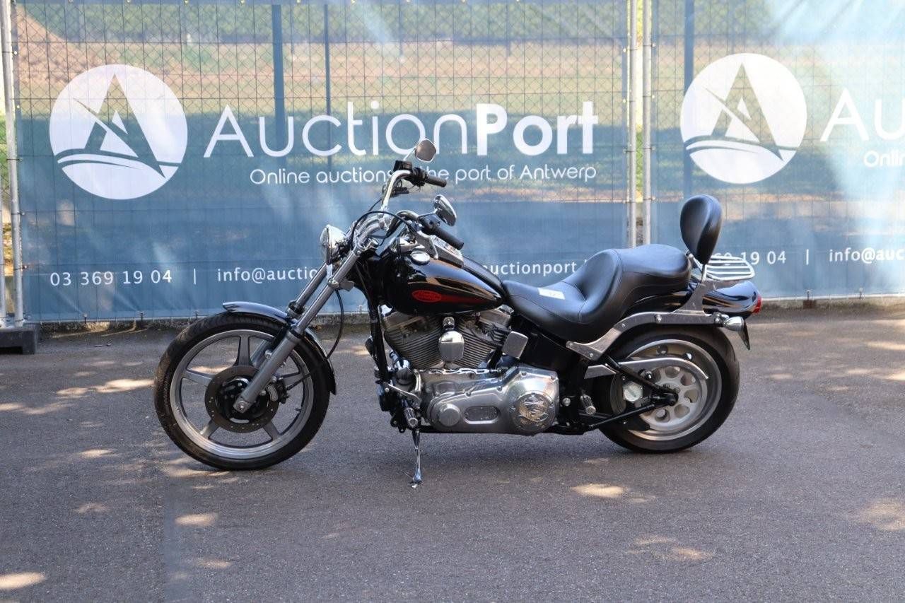 Harley-Davidson Softail Custom Benzine 2006
