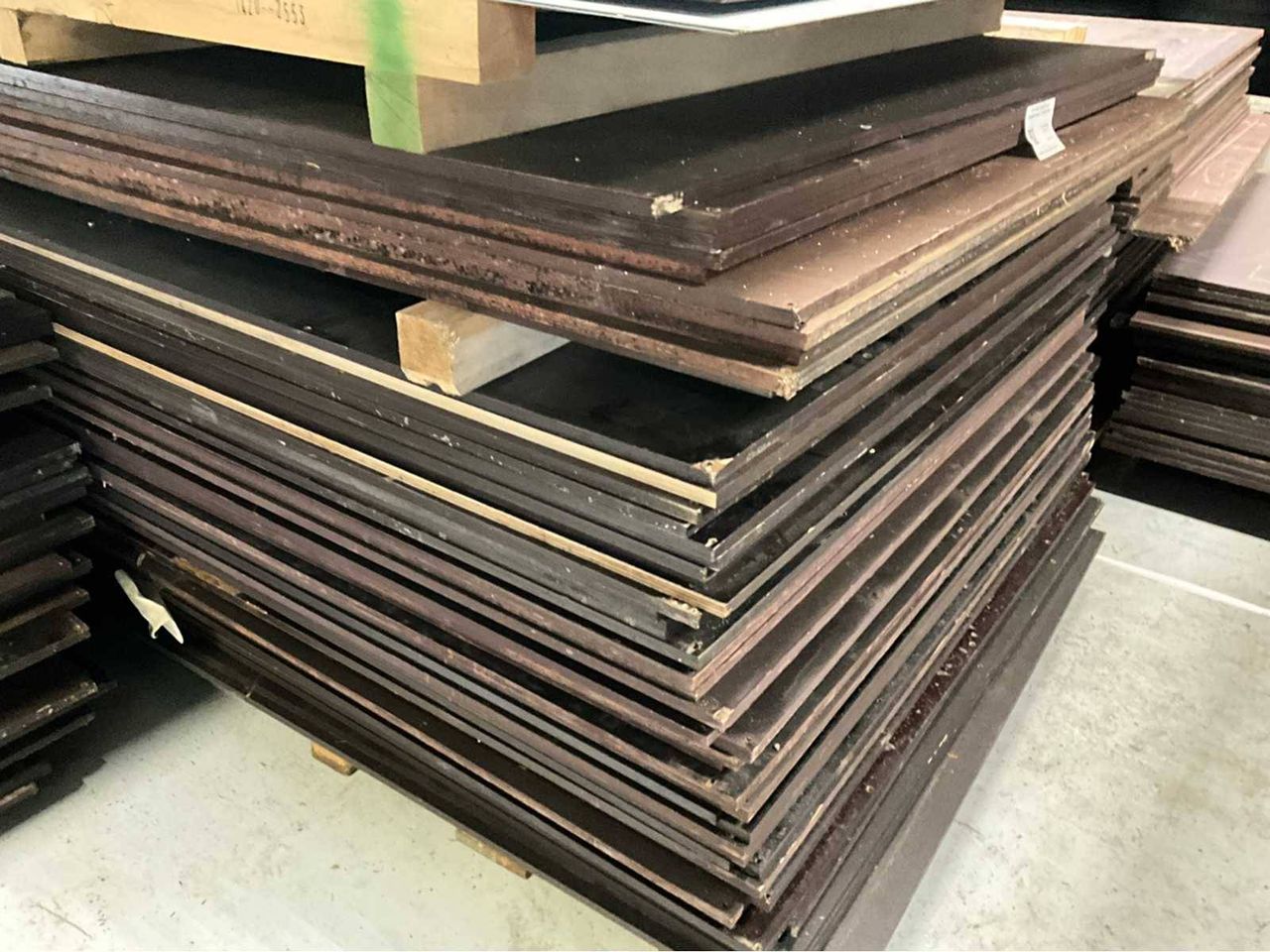 Wooden plates 10 pieces New