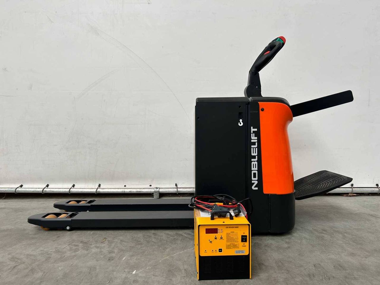 Pallet truck Noblelift PT20N Electric 2000kg New