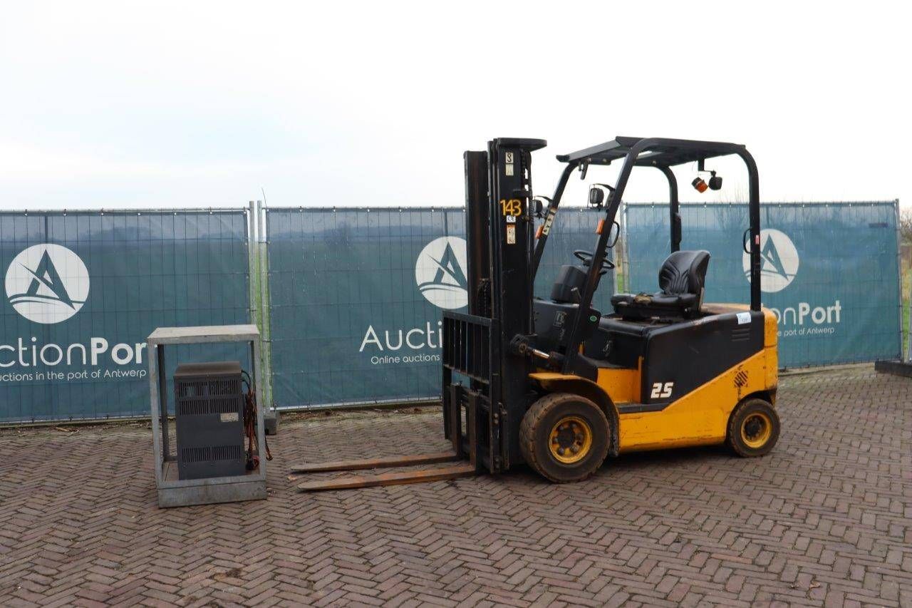 Forklift Hangcha CPD25J-C2 Electric 2500kg 4.8m 2014