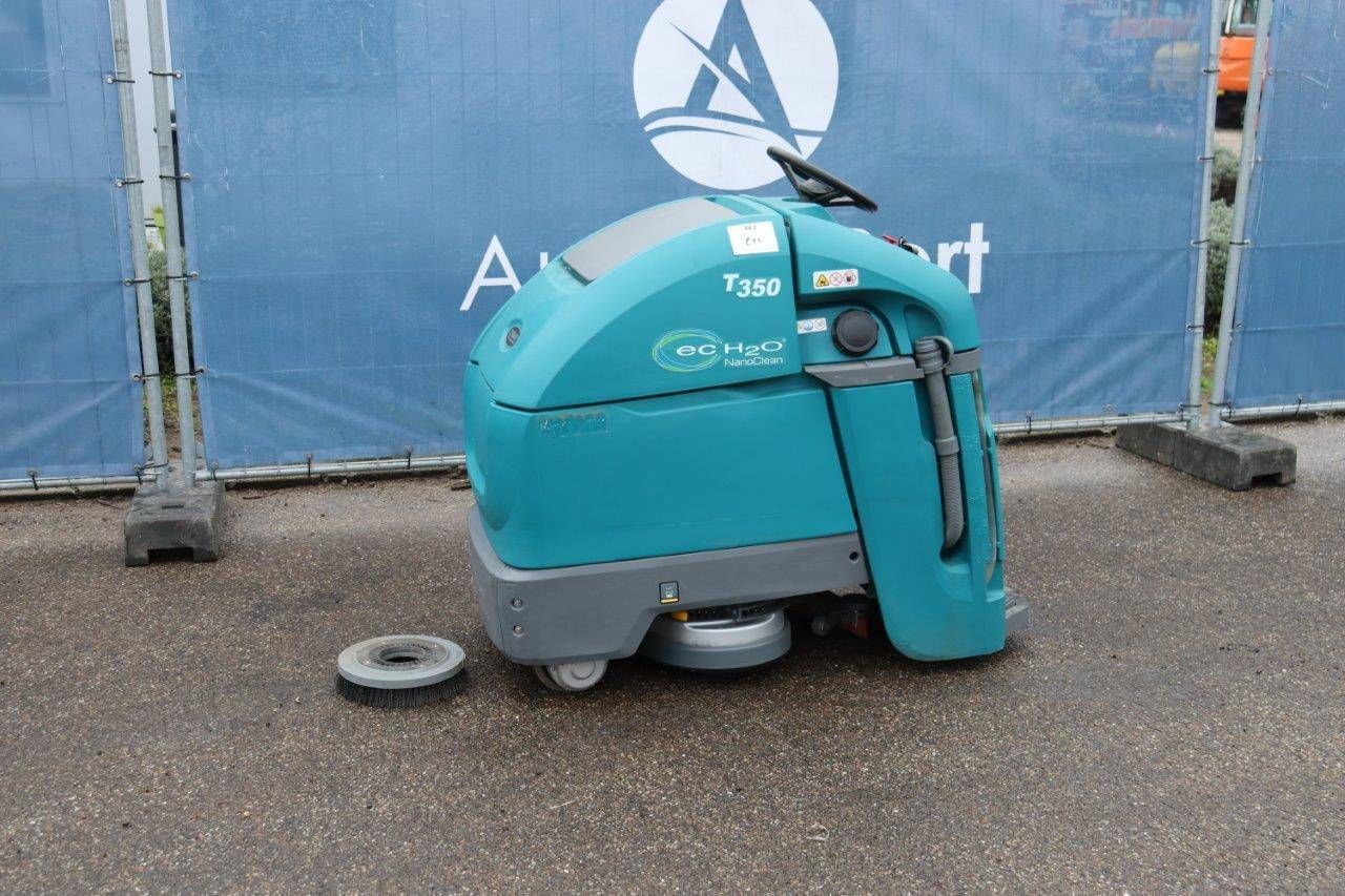 Sweeper Tennant T350 Electric 