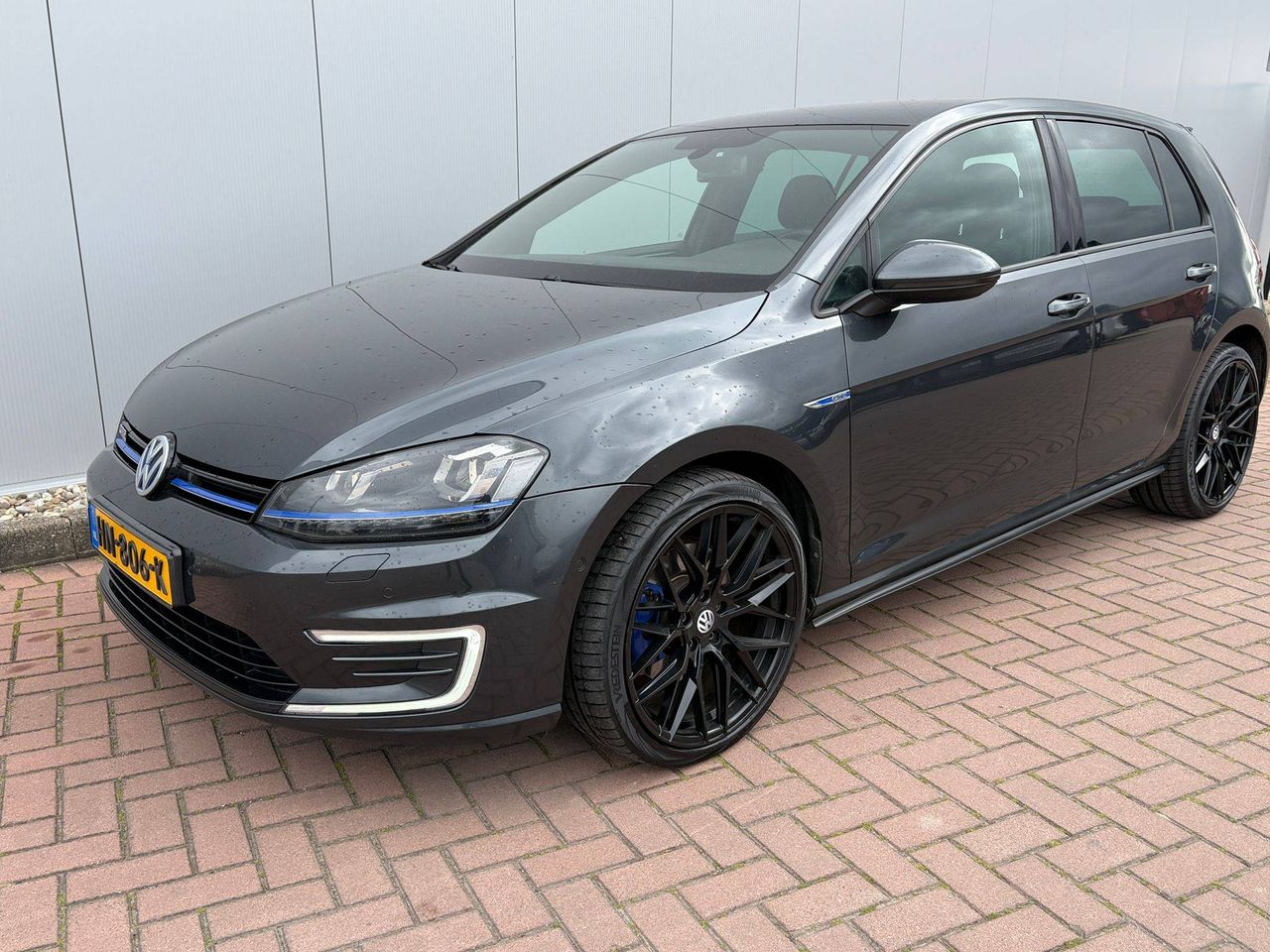 Passenger car Volkswagen Golf GTE Hybrid 150hp 2015 (Margin)