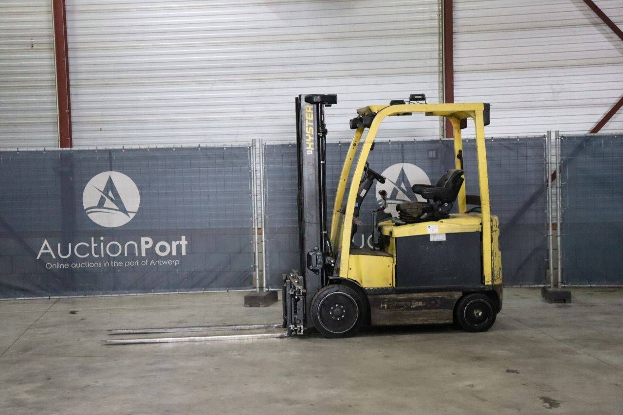 Forklift Hyster E2.5XN MWB Electric 1960kg 5.55m 2012