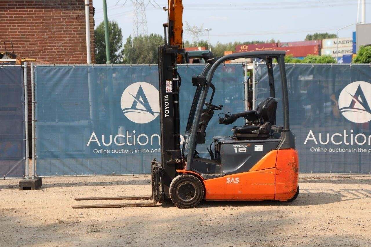 Forklift Toyota 8FBEKT18 Electric 1800kg 5m 2011