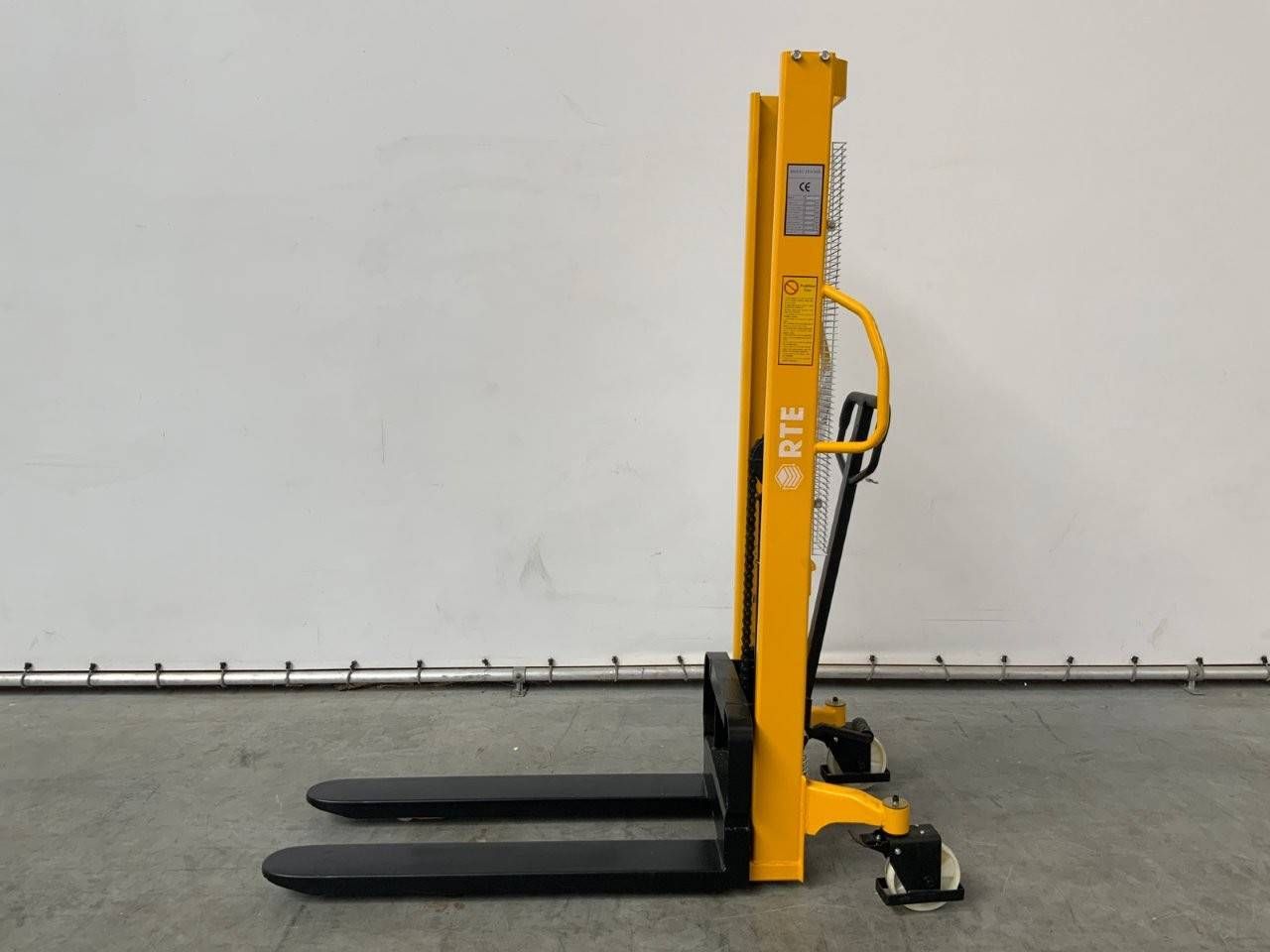 Stacker RTE 5858 Manual 1000kg 1.6m