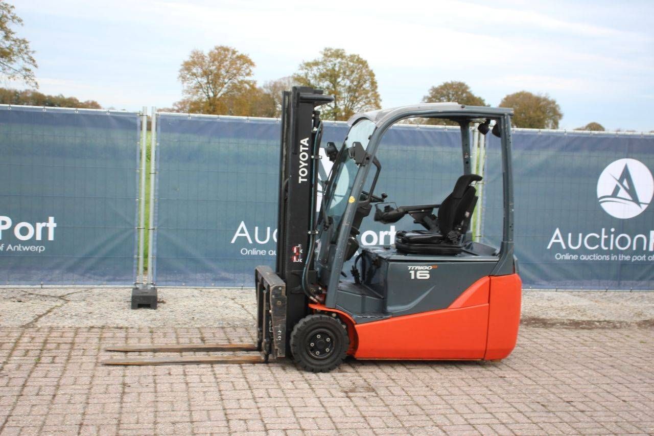 Toyota 16 Electric Forklift 