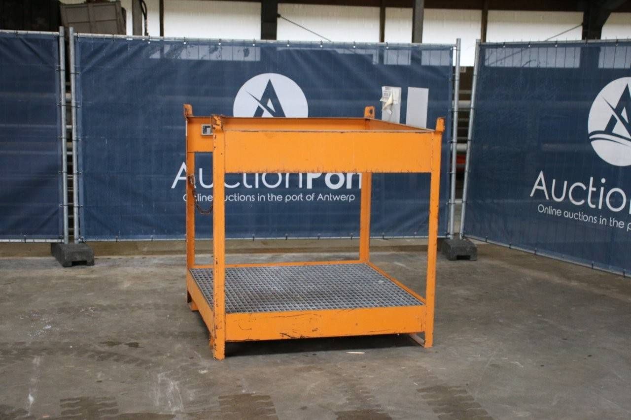 Stacking pallet Bauer FSP-4