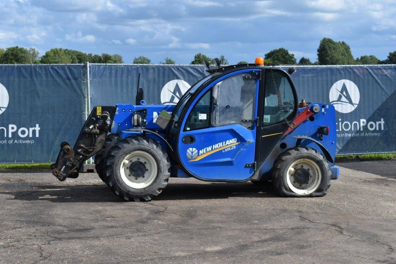 Telehandler New Holland LM5.25 Diesel