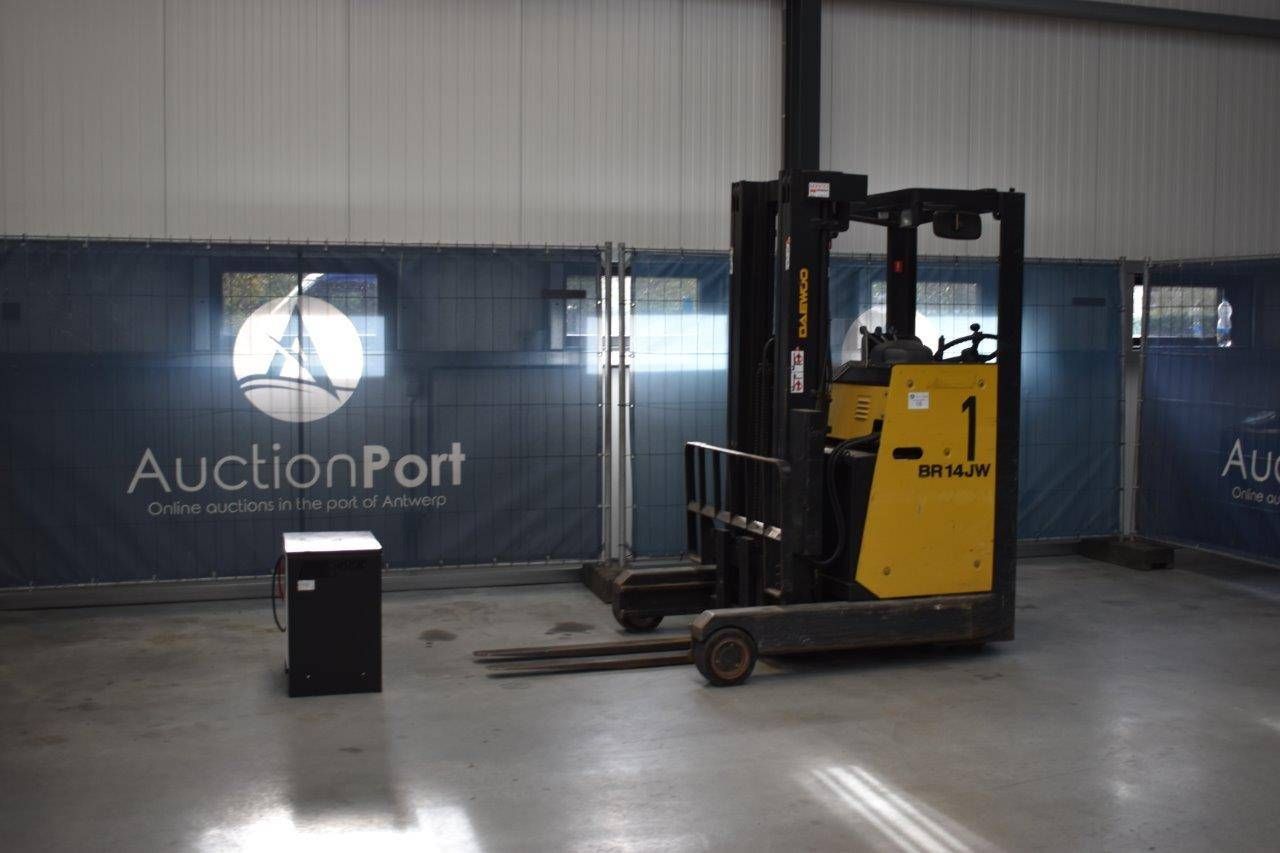 Reach truck Daewoo BR14JW Electric 1400kg