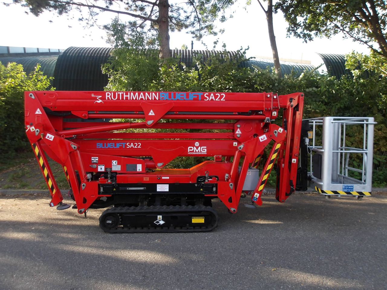 Nacelle araignée Bluelift SA22 Lithium+Diesel 22,0 m 2016
