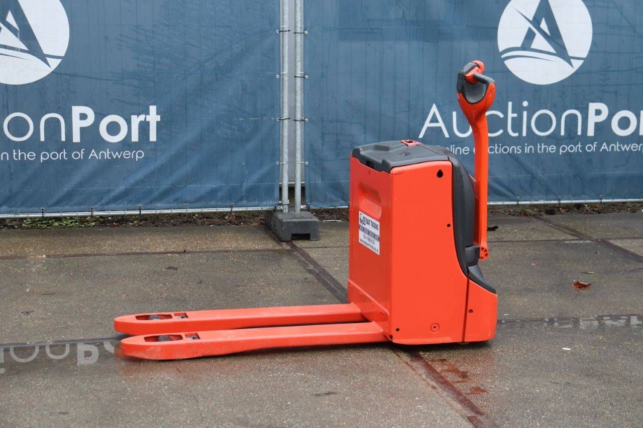 Pallet truck Linde T16 Electric