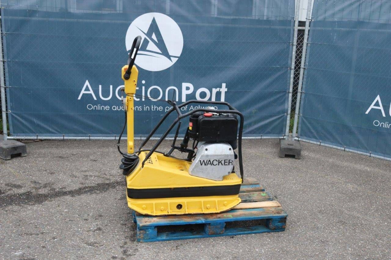 Vibrating plate Wacker DPU 3345 H 1990