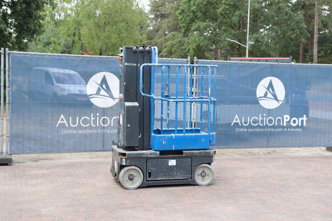 ATN Piaf 650RC Electric Mast Lift 200kg 2015