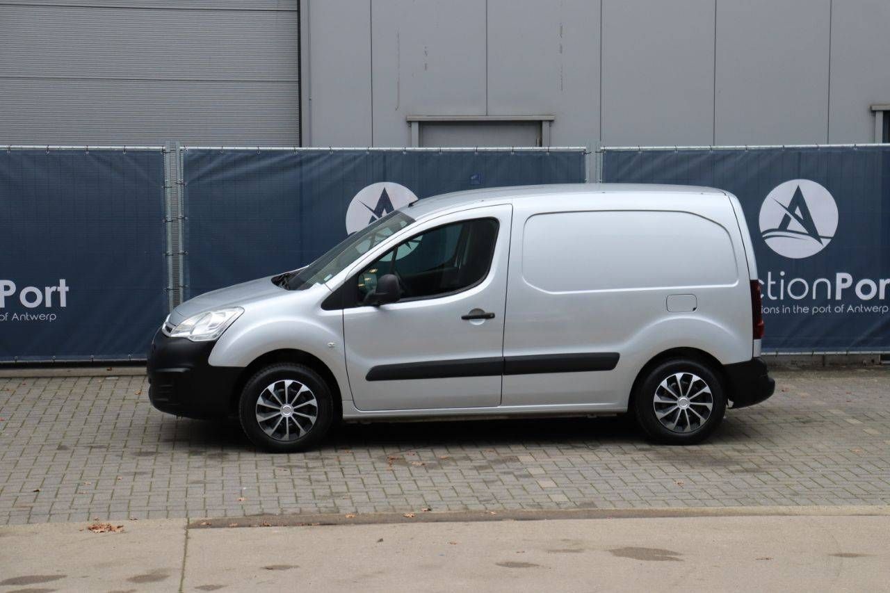 Bestelwagen Citroën BERLINGO Diesel 2017 (Marge)