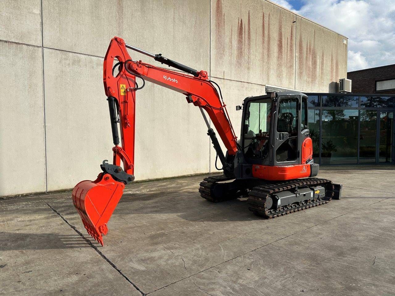 Crawler excavator Kubota KX165-5 Diesel 2013