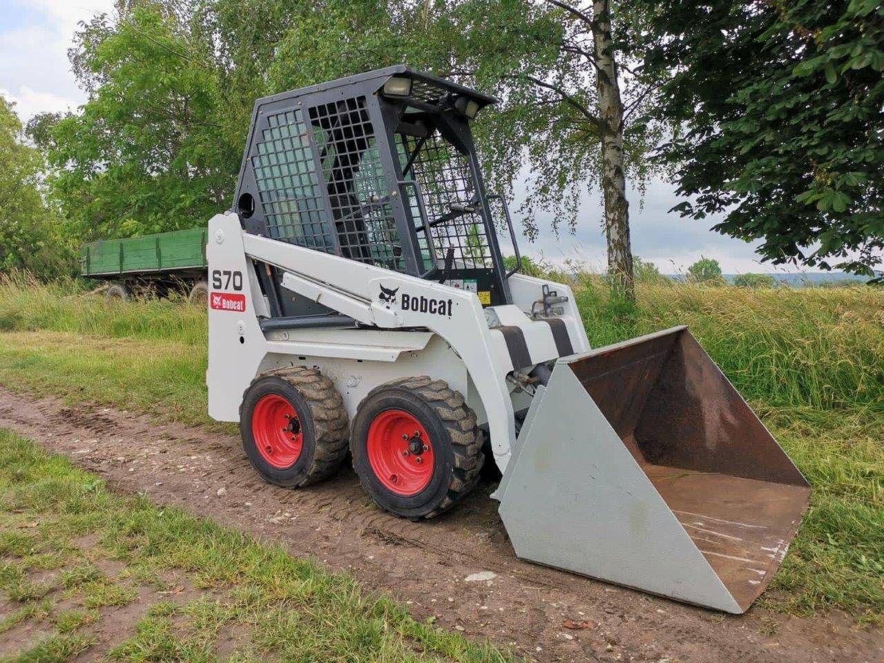 Skid steer loader Bobcat S70 Diesel 