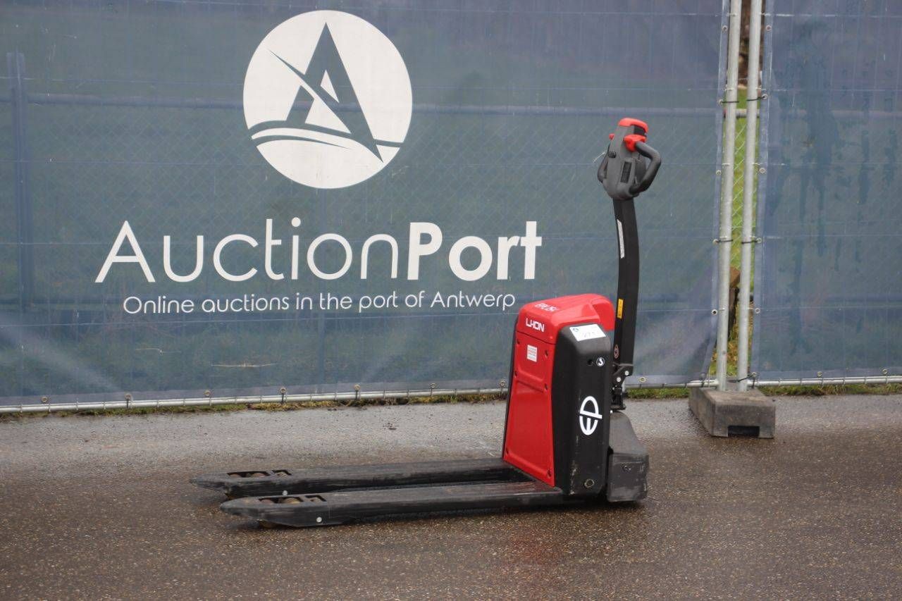 Pallet truck EP Equipment EPL154 Electric 1500kg 2022 Demo