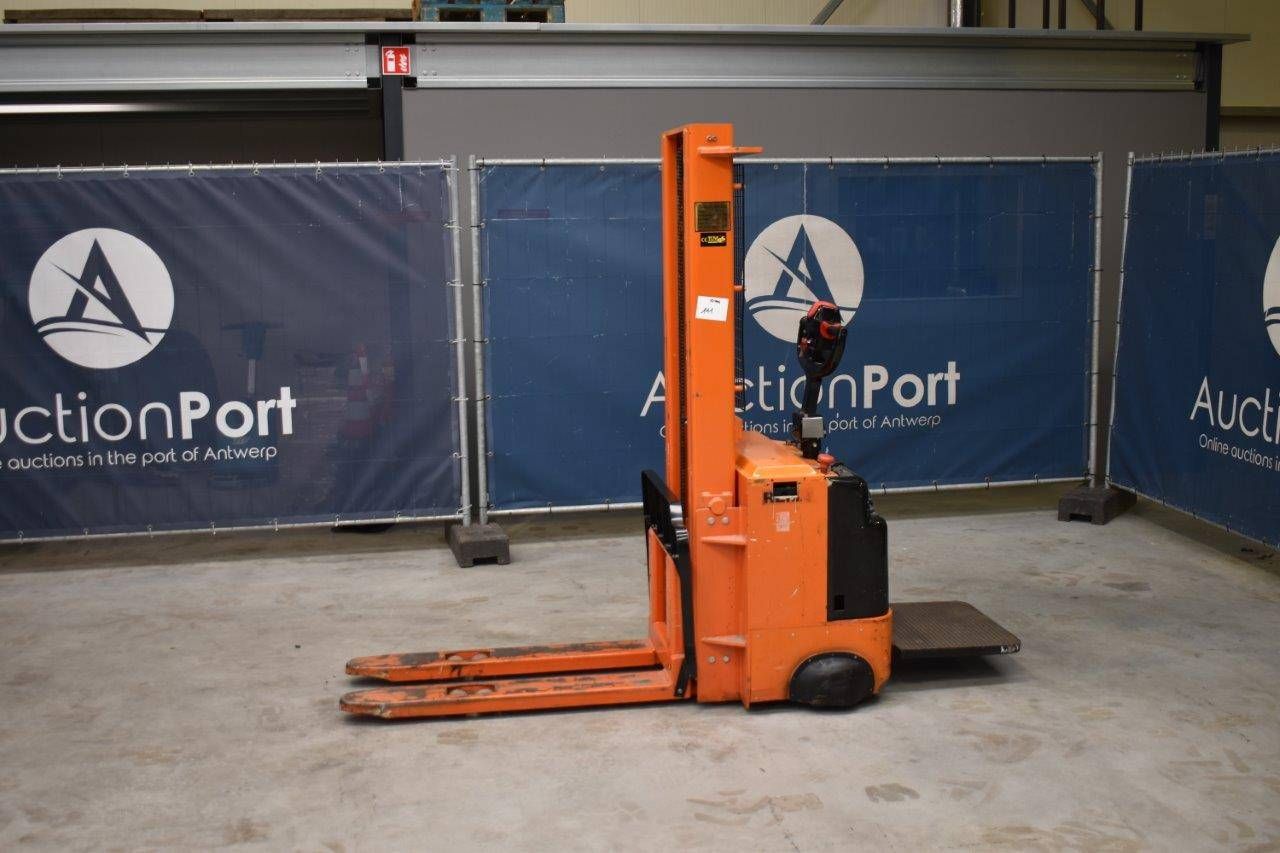 Stacker Electric 1500kg 